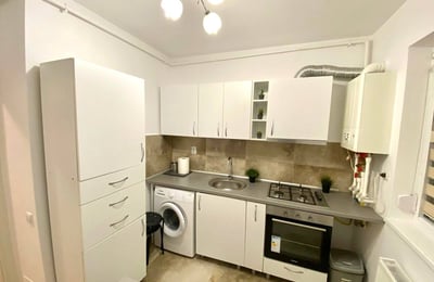 Miete einer komfortablen 1-Zimmer-Wohnung mit separater Küche, Bukarest, Rumänien